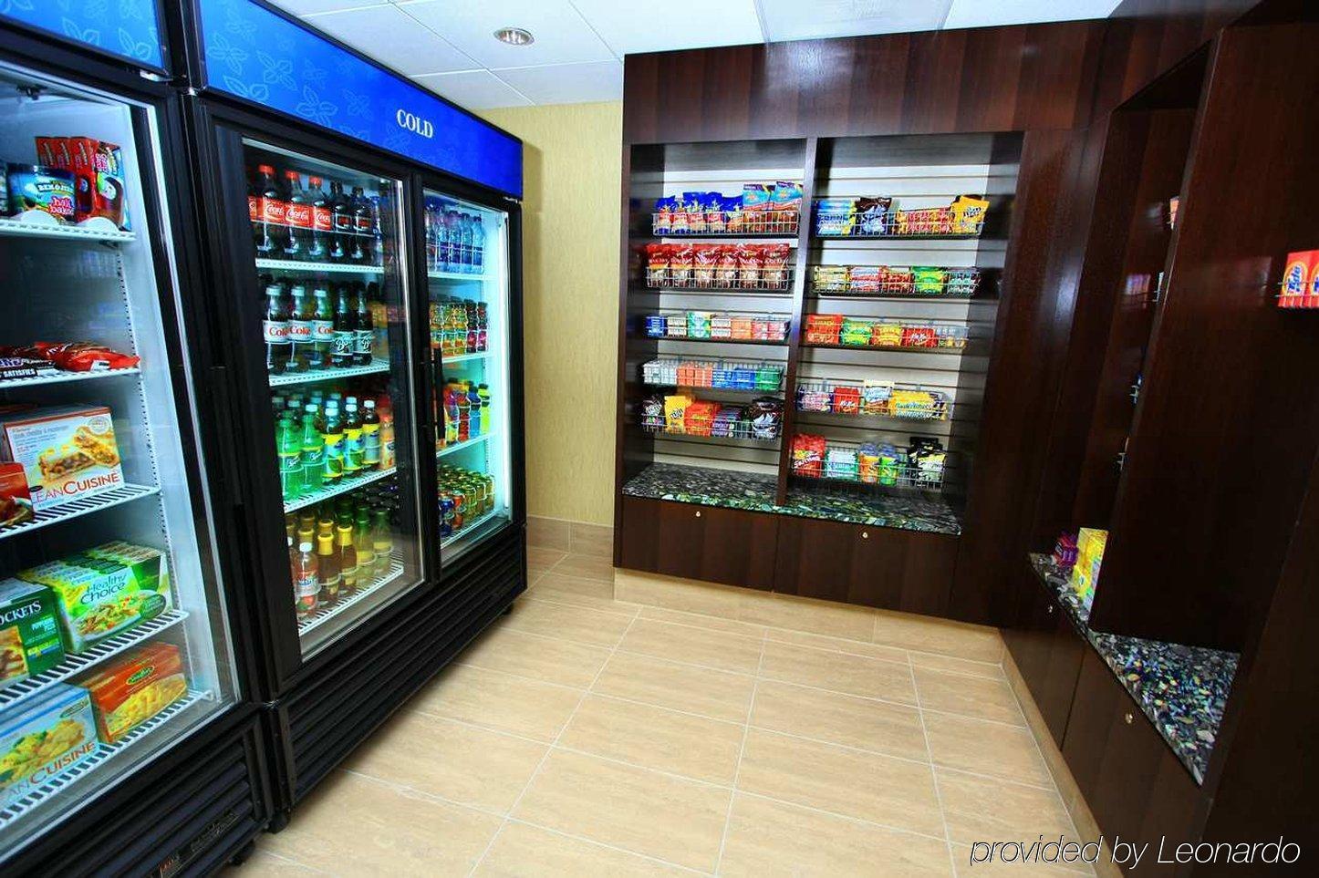 Hilton Garden Inn Bethesda Downtown Facilities photo